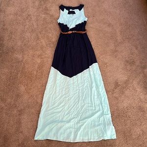 IZ Byer full length dress size small NWOT